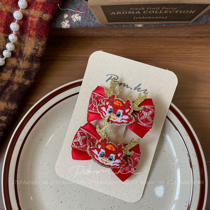 新款韩版红色系甜美蝴蝶结新年款发夹儿童布艺手工侧边碎发刘海夹pom.kr国潮醒狮龙纹红金发夹流苏珍珠装饰喜庆中式少女发饰详情11
