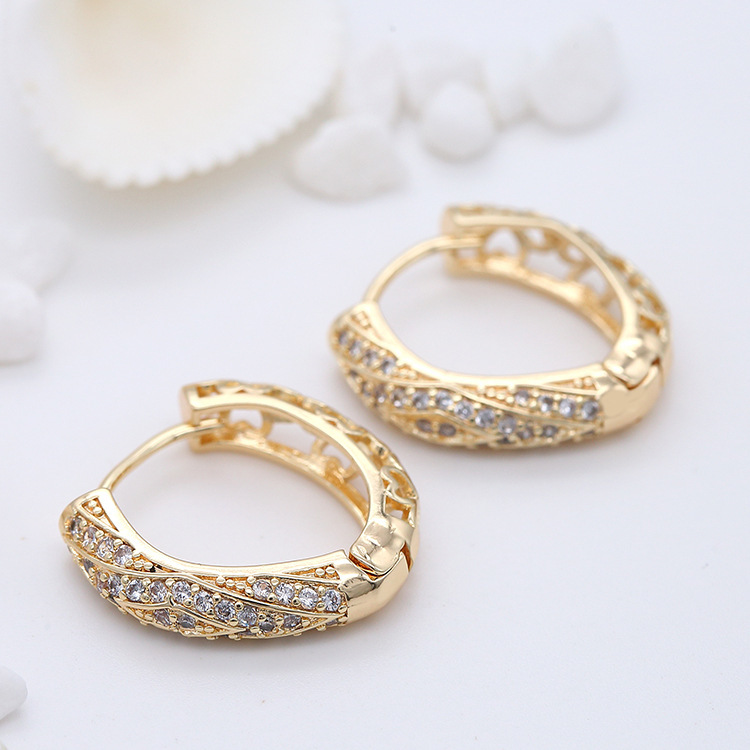 【铜微镶锆石】欧美镂空条纹耳圈气质轻奢小众设计感详情2