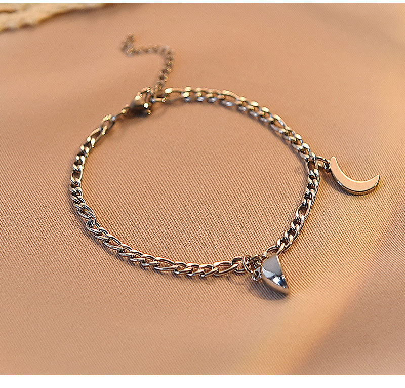 创意个性复古风不锈钢太阳月亮心形磁扣相吸吊坠情侣闺蜜钛钢手链详情13