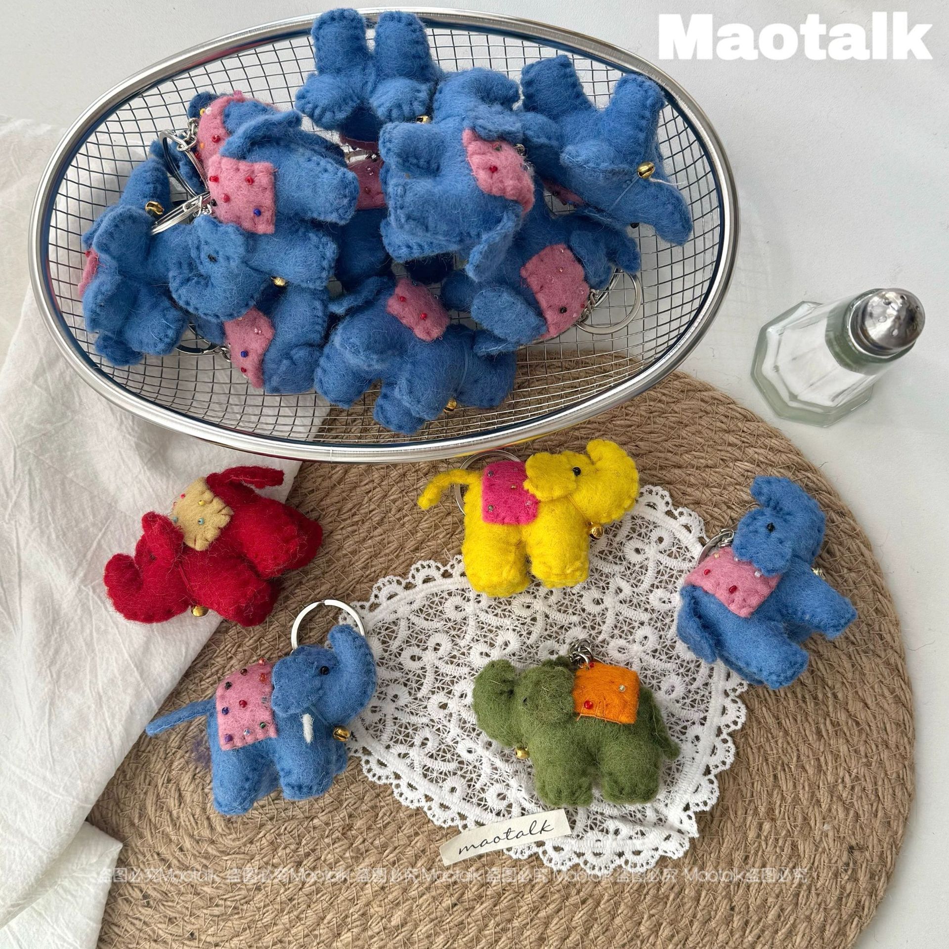 New Nepalese handcrafted wool felt cute elephant and baby elephant keychain animal bag hanging miu series cartoon pendant pic 2