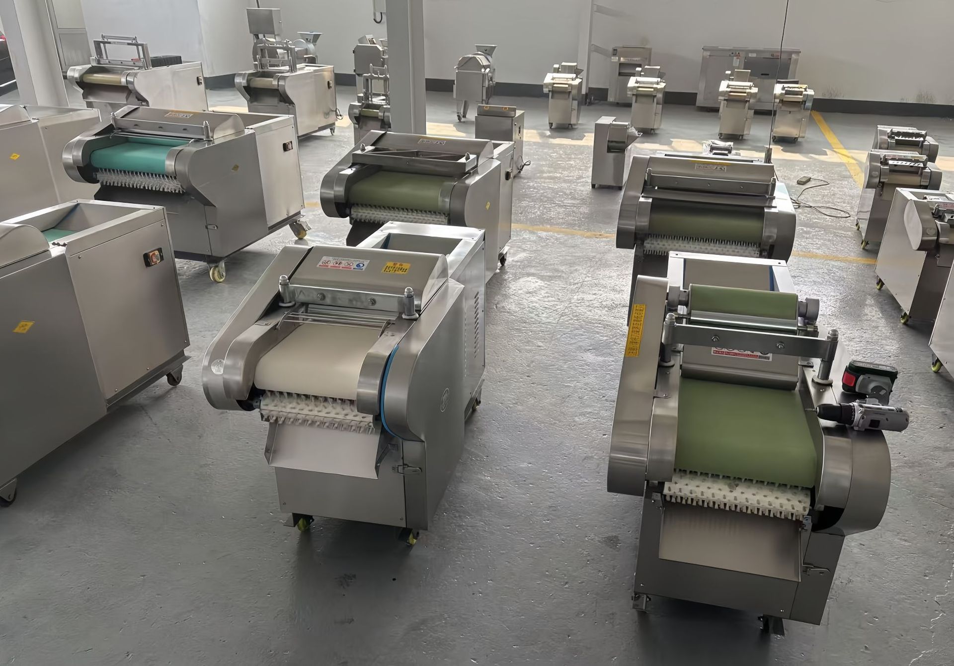 Commercial multi-functional vegetable slicer, Chinese cabbage shred and section slicer, school cafeteria dedicated shred and slice slicer, slicing pickled cabbage shred and sections pic 10