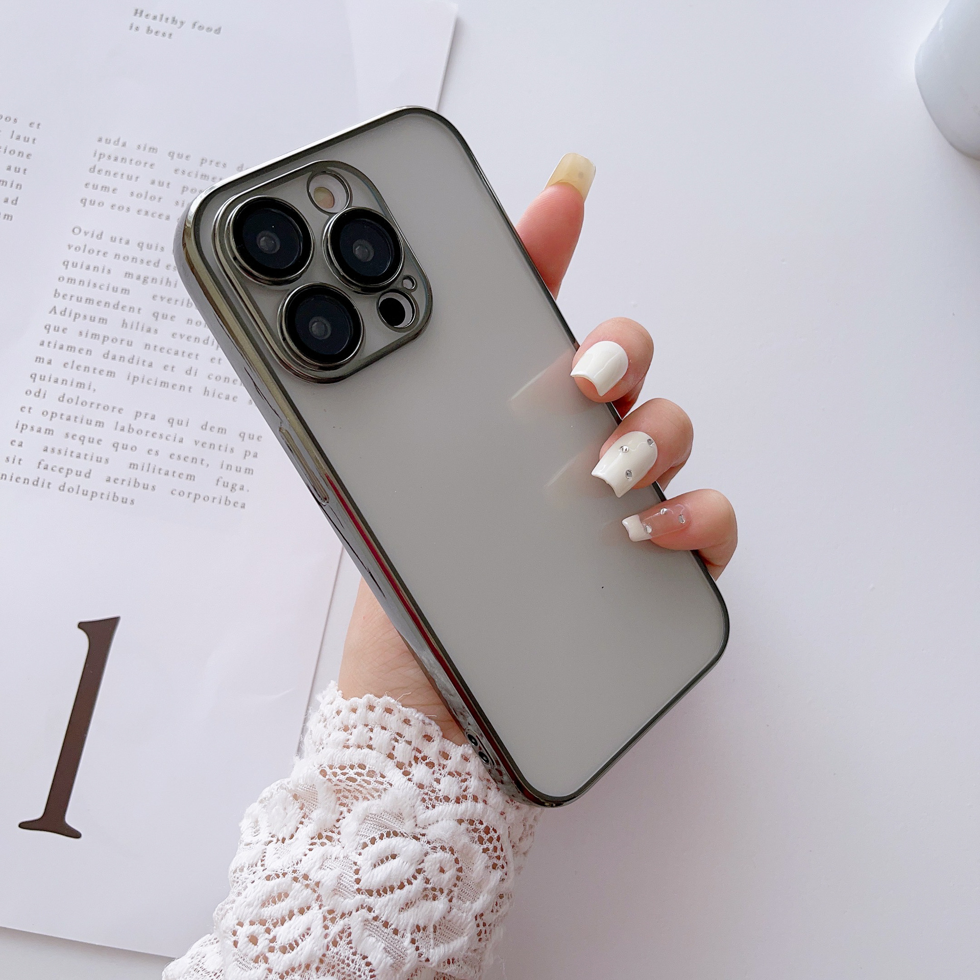 适用苹果15promax手机壳14iphone13plus电镀带镜头膜防尘网保护套详情11