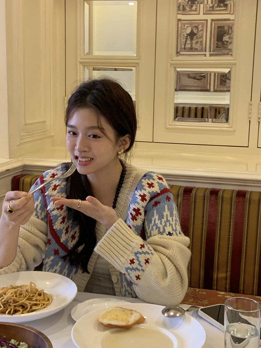 费尔岛复古美式少女撞色波普提花单排扣针织开衫厚实保暖毛衣外套详情64