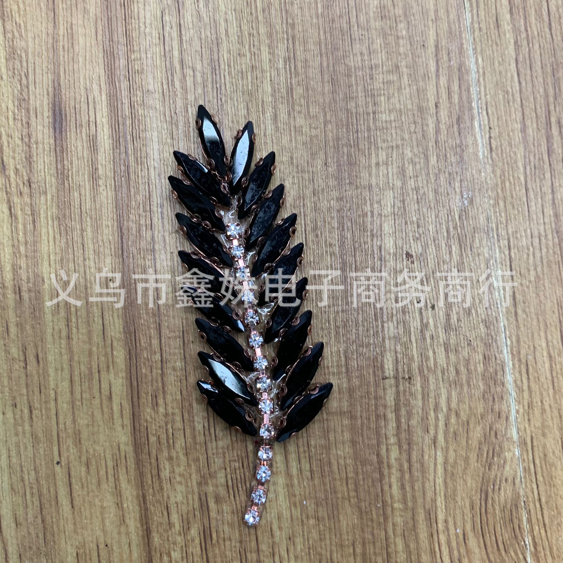 彩色手工DIY水钻拼接玻璃钻树叶小花 服装服饰详情6