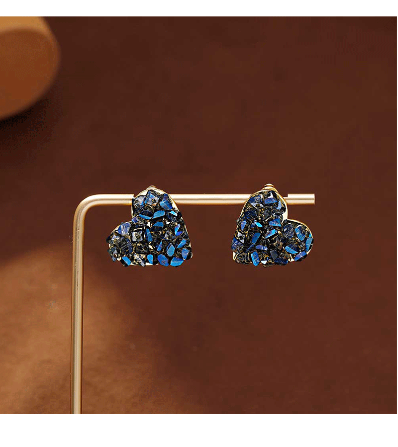 Hyacinth925 Silver Needle Designer Deep Sea Blue Ultra-beautiful Fine Sparkling cold Style natural crystal heart-shaped stud earrings pic 5