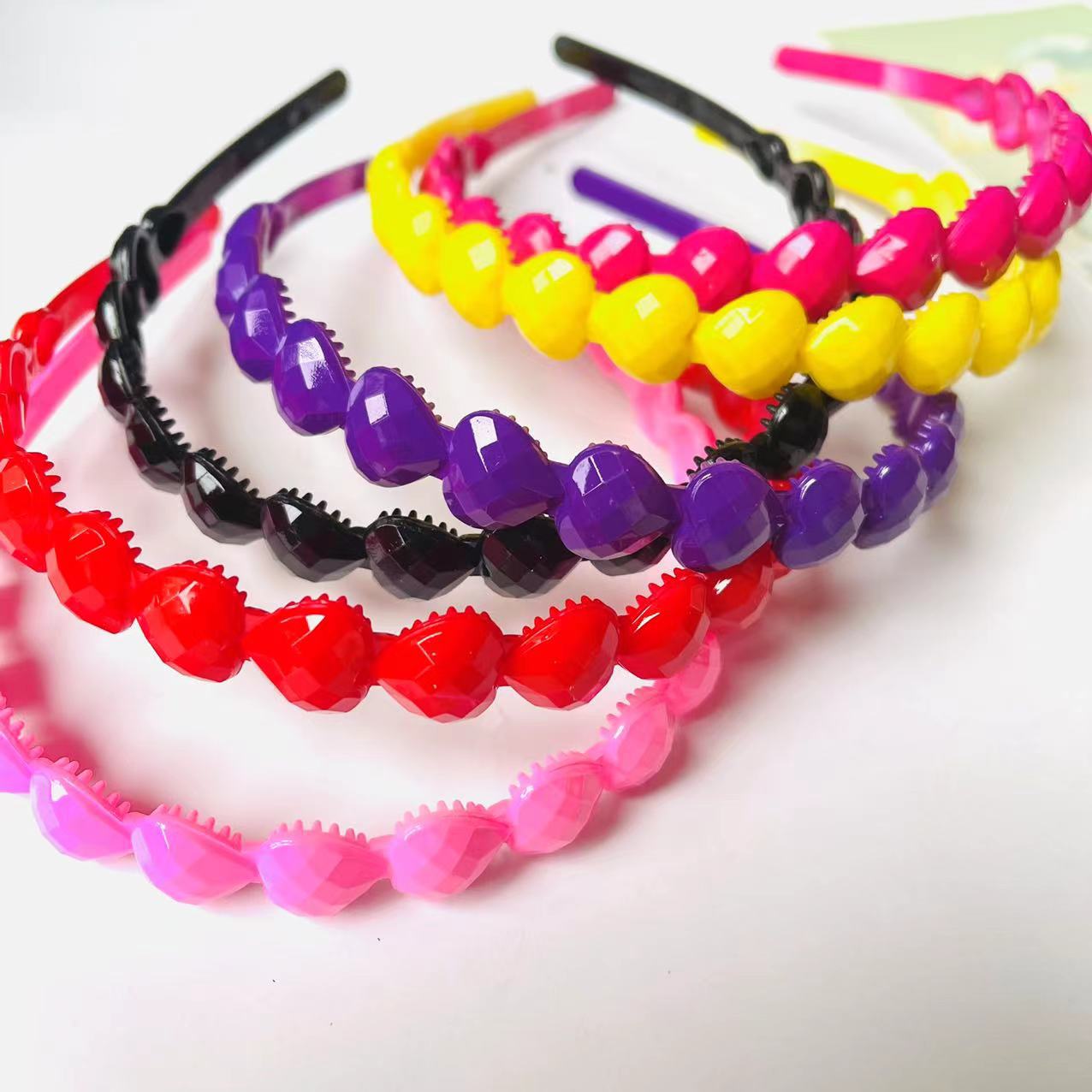 【 Zone 1-11 】15 heart-shaped hair bands 12/ pack 2400/ box Candy-colored wavy hair bands Sweet and elegant thin headbands for going out hair clips Girlish heart hair accessories Japanese and Korean headwear pic 3