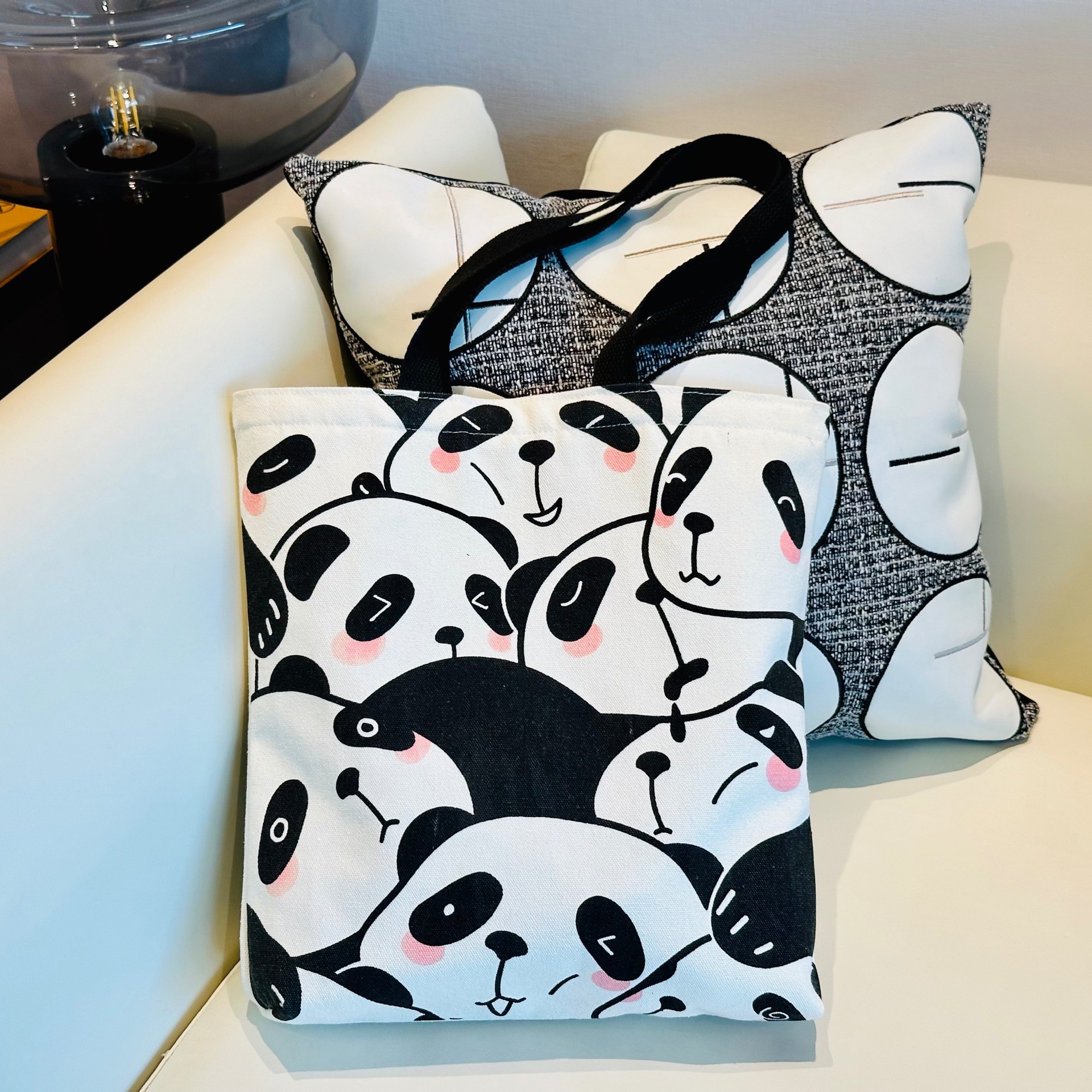Cute panda hand-held canvas bag, simple and versatile, artistic Instagram single-shoulder bag, shopping and travel bag for female students and mothers pic 6