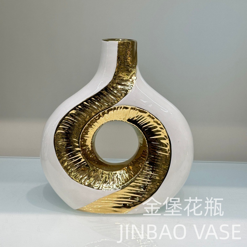 Nordic popular ceramic vase, gilded office and living room decoration item, fresh flower simulation flower arrangement, flower container, heart pic 17