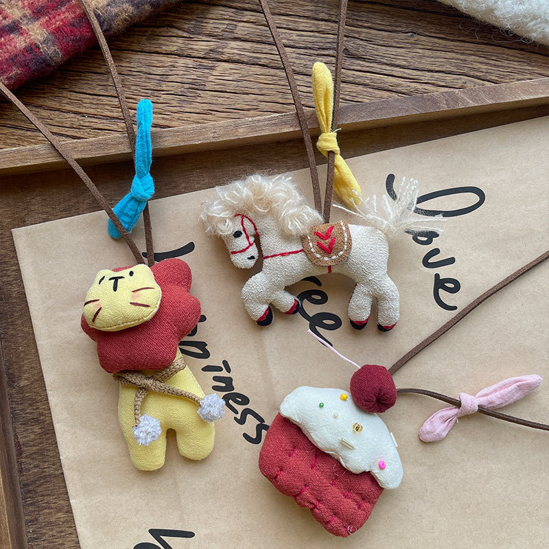 新款韩系手工布艺儿童手作项链秋冬氛围感穿搭配饰挂脖卡通装饰链详情3