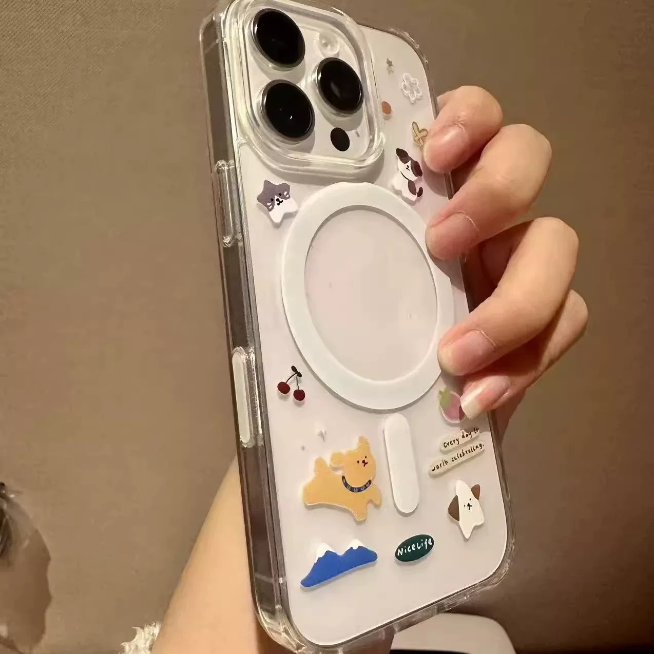 The Little Dog Snowman is suitable for Apple iPhone16PROMAX, featuring an AI camera, touch control and dynamic buttons, and a magnetic phone case pic 6
