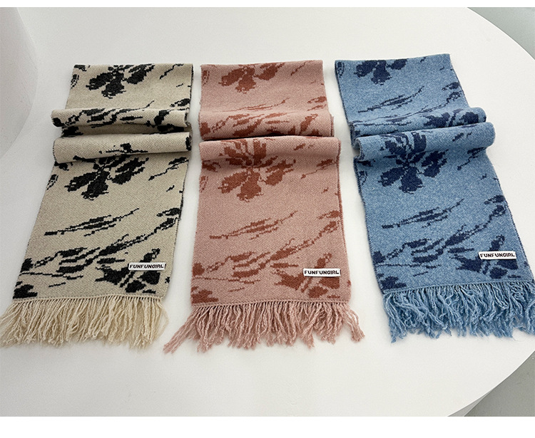 New Chinese-style wool tassel scarf for women 2024 autumn and winter, versatile, elegant and high-end shawl, thickened warm scarf pic 15