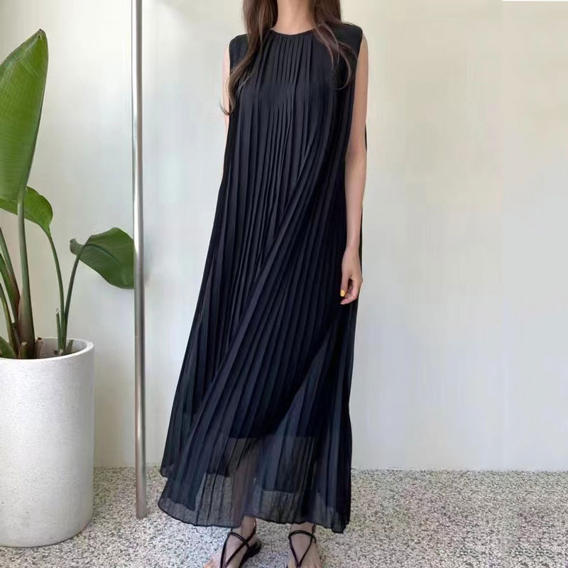 In stock 2026 Japanese Rakuten summer waist-cinching and slimming sleeveless pleated chiffon dress with belt pic 2