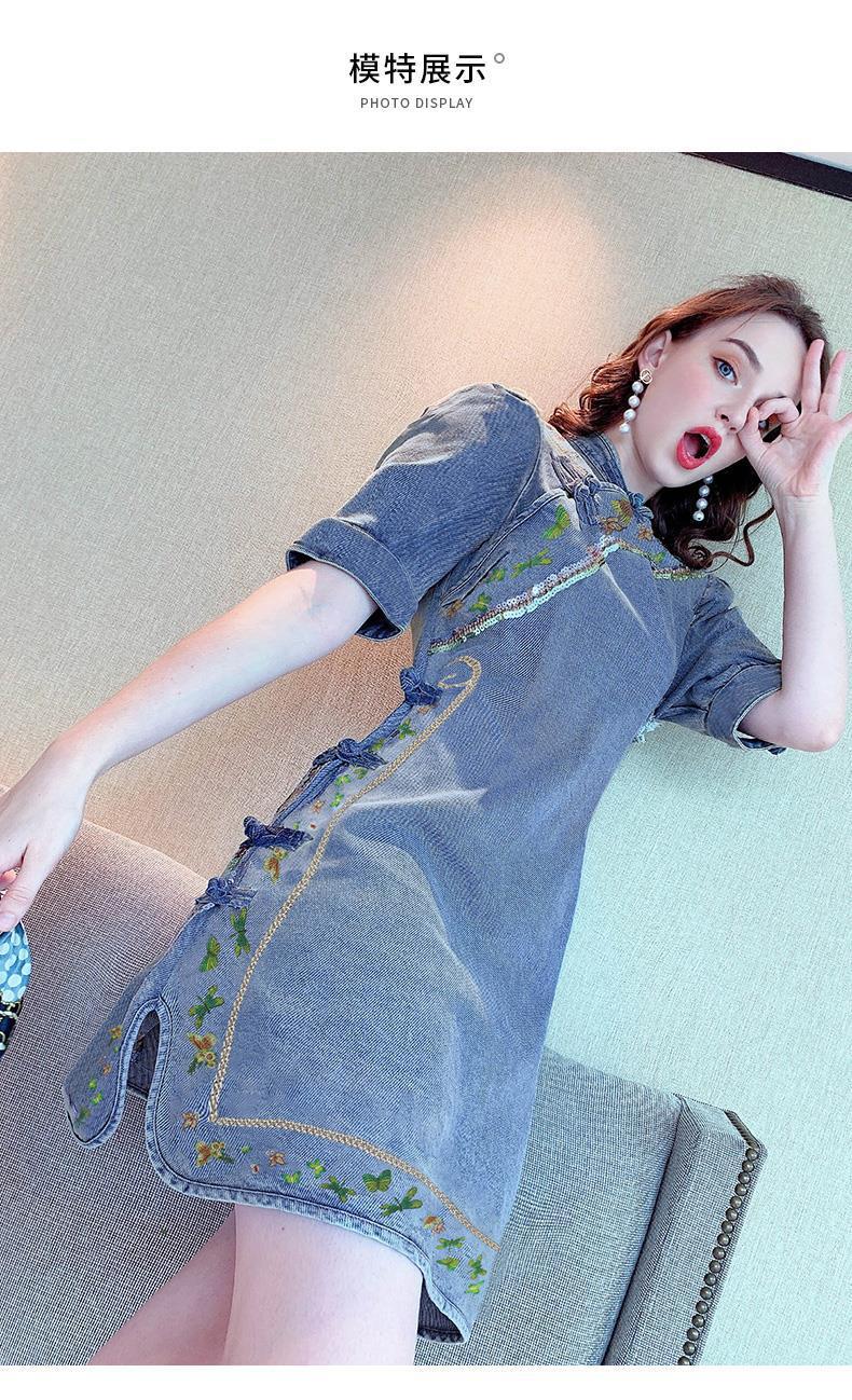 A new retro Chinese style button-up cheongsam improved version of a young and trendy dress for girls pic 7