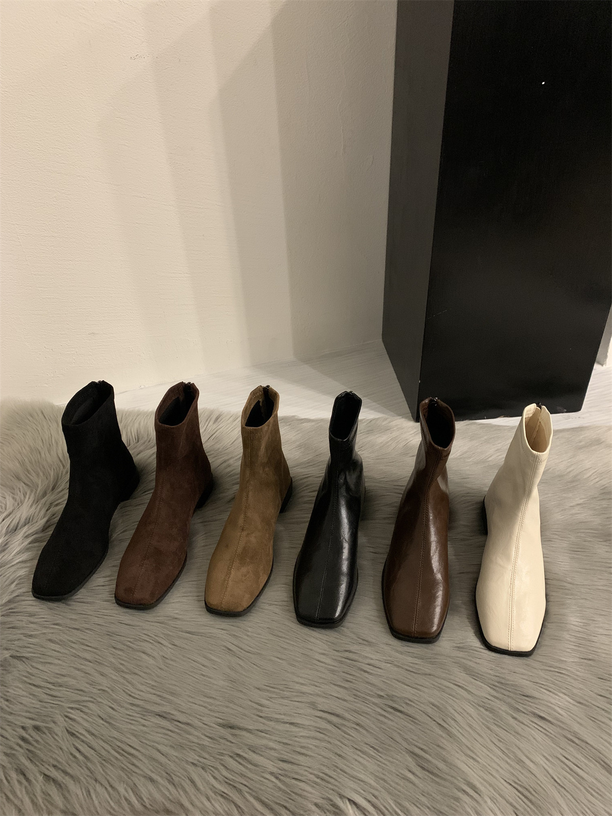 2024秋冬季新款极简软皮方头百搭低跟马丁靴女后拉链平底瘦瘦短靴详情2