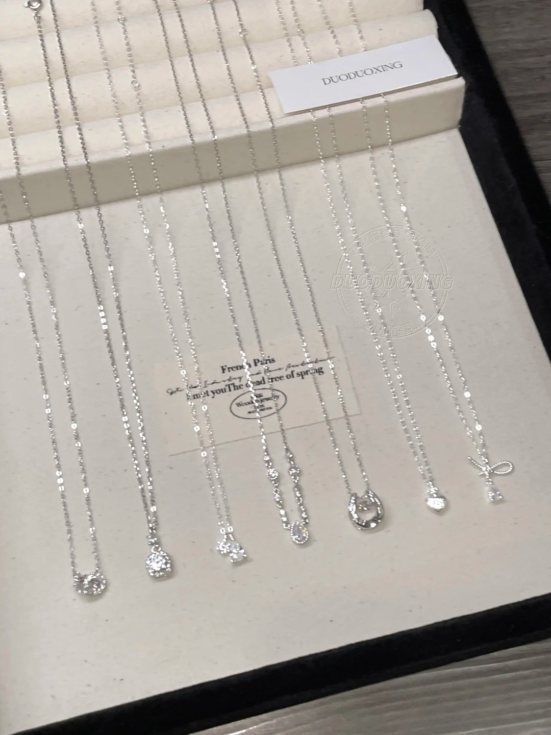 S925 sterling silver pearl necklace, a niche design for women, exudes a light luxury and high-end feel, does not fade, and is a simple collarbone chain accessory wholesale pic 3
