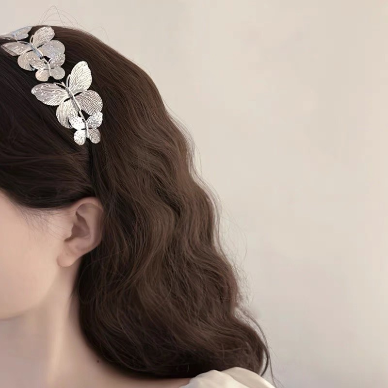 European and American style metal butterfly personalized alloy headband and hair band, versatile headwear, exaggerated headwear and hair accessories for going out for photos pic 16