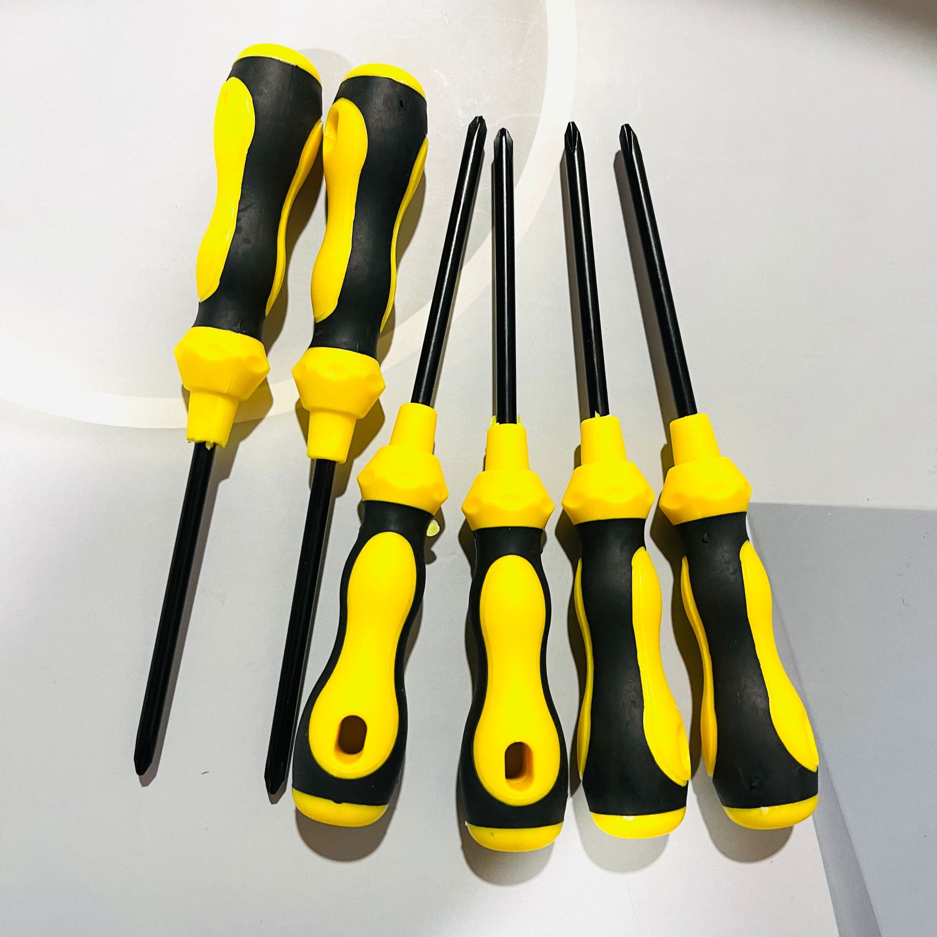 【1-8 Zones 】 3-inch cross gourd screwdriver 48/ box 720/ piece 3-inch cross gourd screwdriver, manual screwdriver, screwdriver, household plum blossom screwdriver 1 yuan wholesale supply pic 2