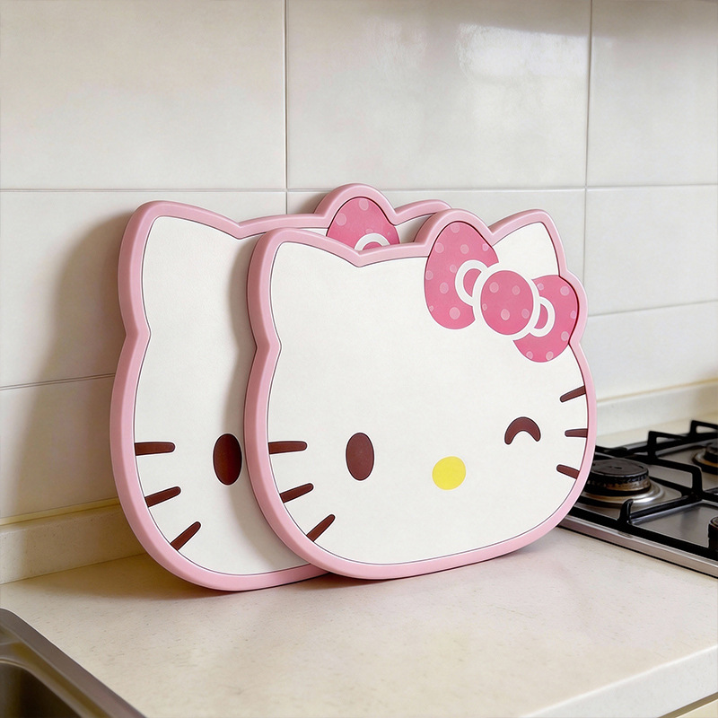 代发凯蒂猫卡通造型砧板家用厨房食品级pp菜板婴幼儿辅食切菜板详情1