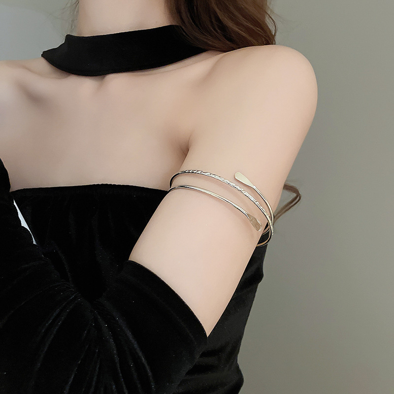 Cross-border European and American open armband bracelet, high-end, niche, versatile bracelet, exaggerated, individual and fashionable jewelry for women wholesale pic 15