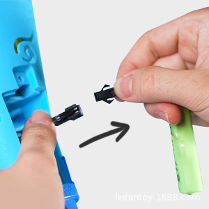 The new cross-border electric torch bubble machine features multi-hole fully automatic bubble blowing, colorful lights, music and handheld bubble sticks pic 4