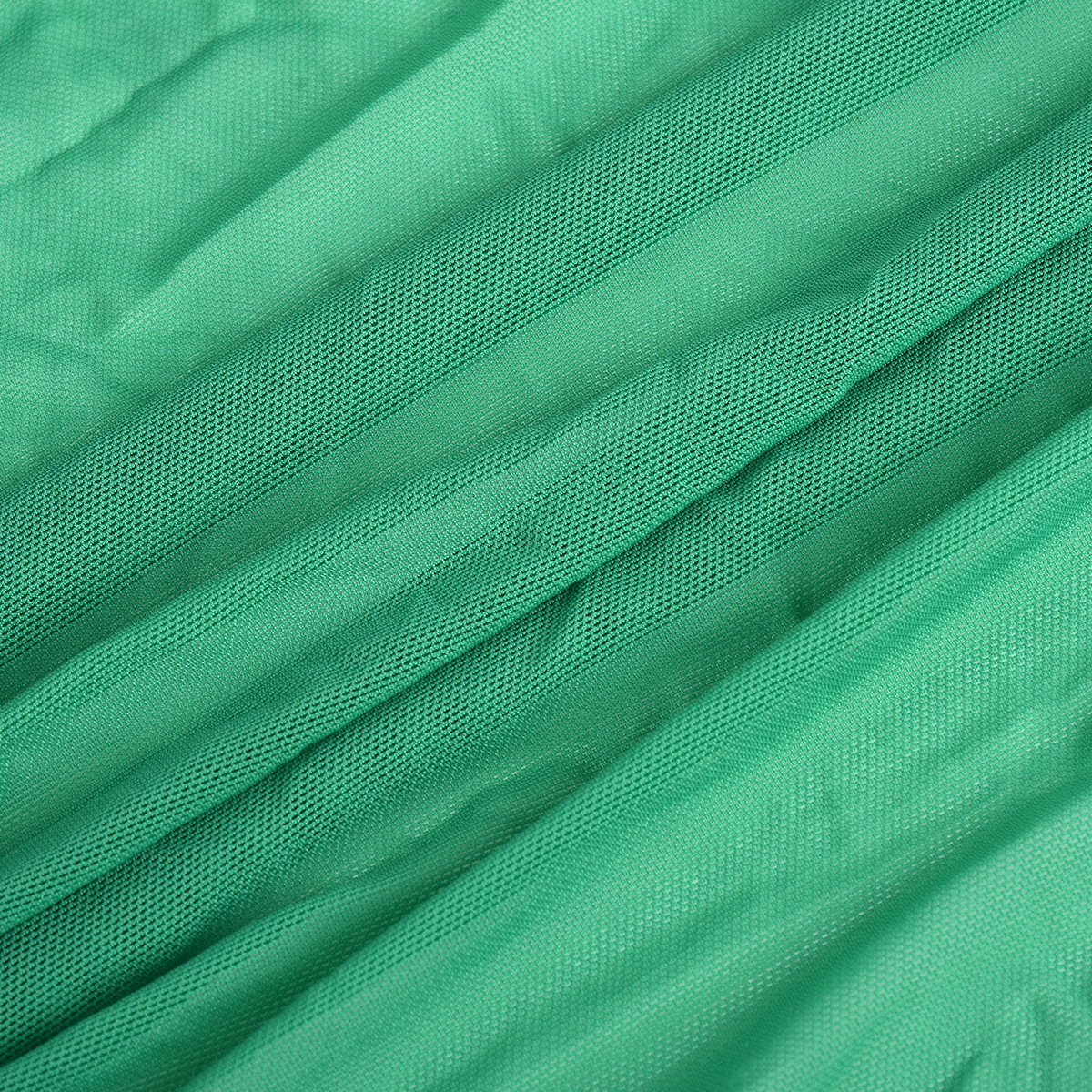 现货40D锦氨网布 经编网眼布 弹力网纱柔软打底衣面料批发详情5