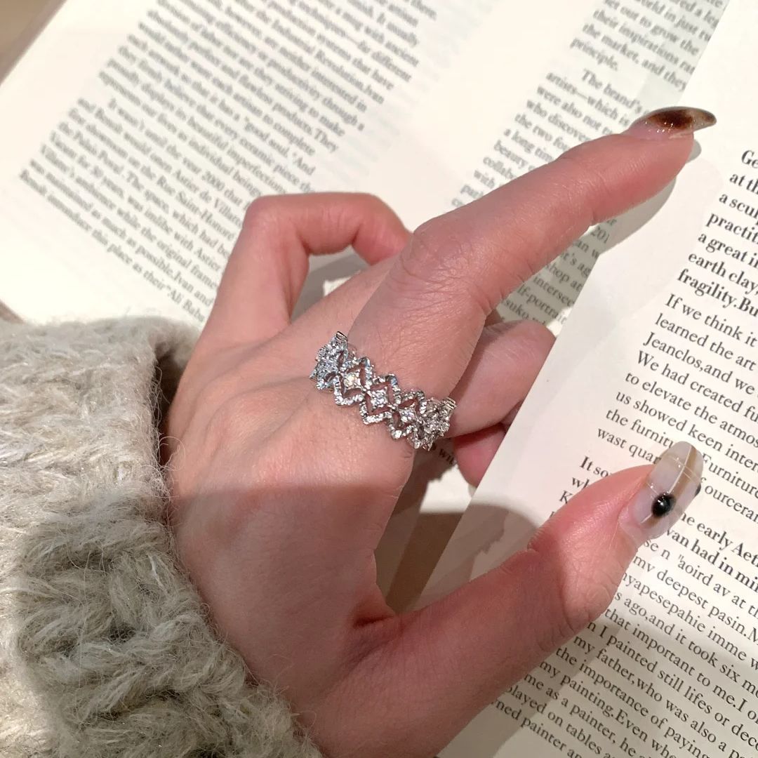 意大利布契风蕾丝花边戒指Vintage中古拉丝菱格镂空调金镶钻指环戒指饰品详情7