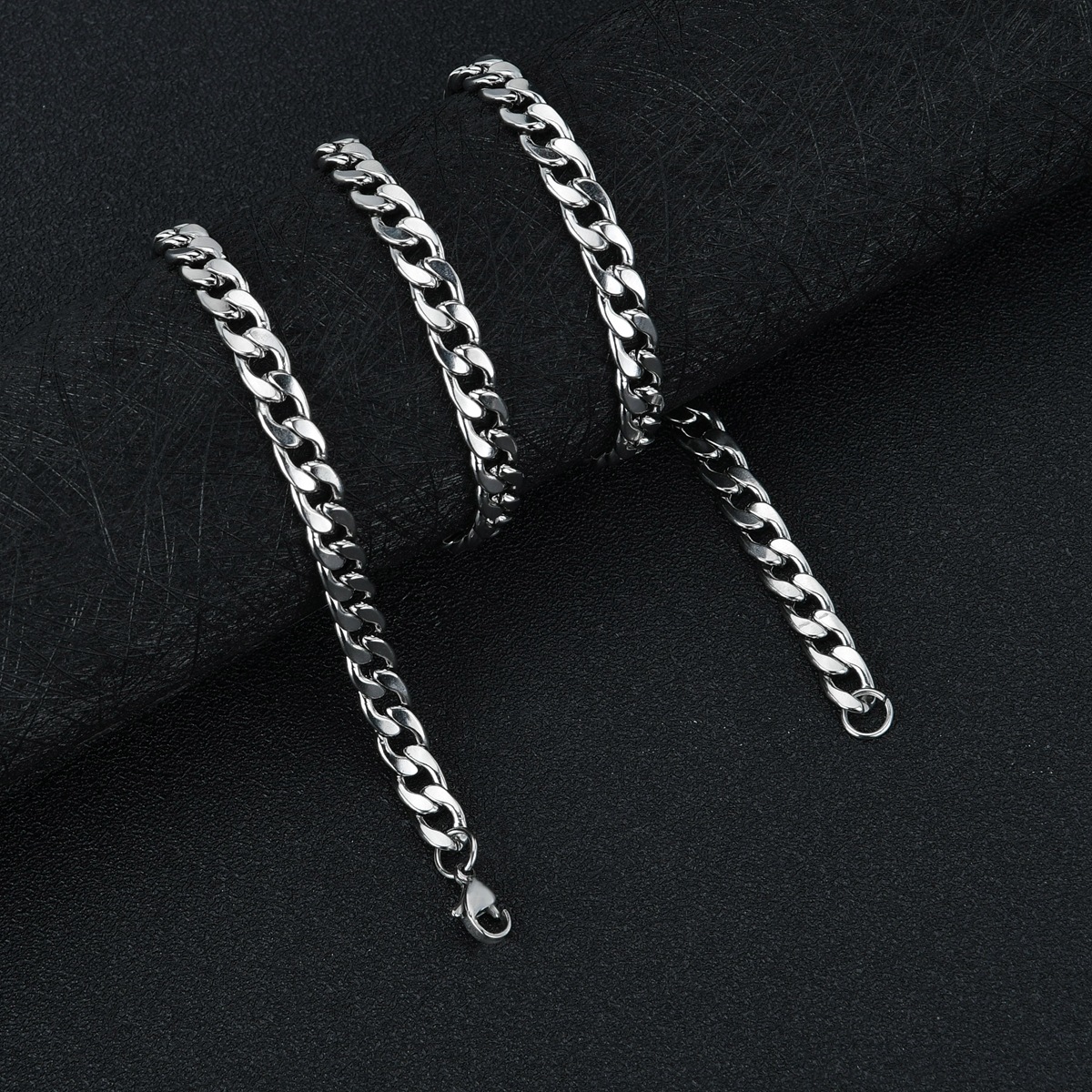 Factory direct sales of simple stainless steel ground chain hiphop necklaces, street hip-hop titanium steel trendy accessories, NK chain wholesale pic 4