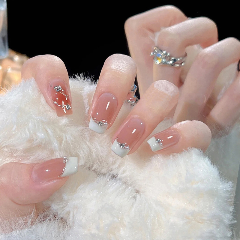 Wholesale of handcrafted wearable nails for Internet celebrities, medium and long heart-shaped diamond nail nail plates, nail patches, false nails, jelly glue pic 19