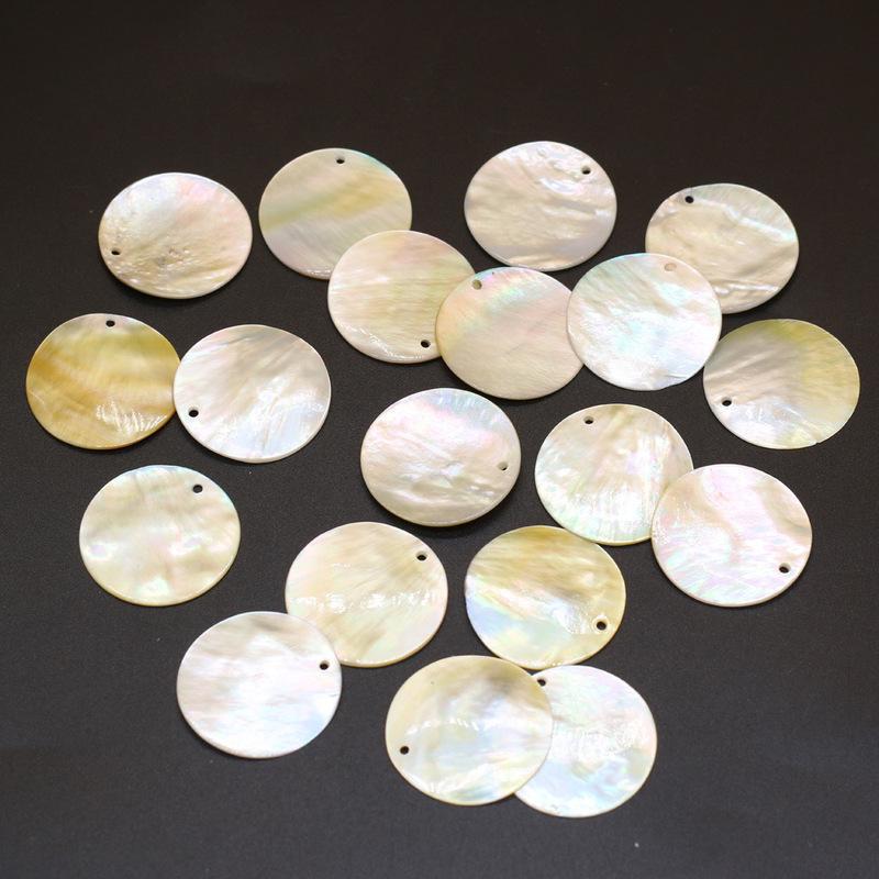 Simple and natural shell, sea shell, black shell, white shell pendants, DIY jewelry accessories, handcrafted jewelry necklaces pic 1