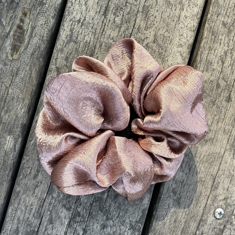 Autumn and winter color series, fashionable Korean-style hair tie for women, 2025 style, with a high-end look of pig intestine, ins high-elasticity hair band pic 7