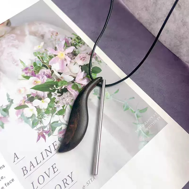 吴昕同款檀木金属吊坠项链小众设计时尚复古长款不规则百搭毛衣链详情6