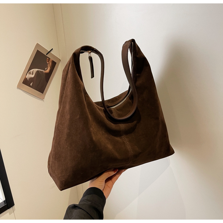 Retro matte tote bag, autumn and winter bag, commuter underarm bag, large-capacity single-shoulder tote bag, simple single-shoulder bag for women pic 18