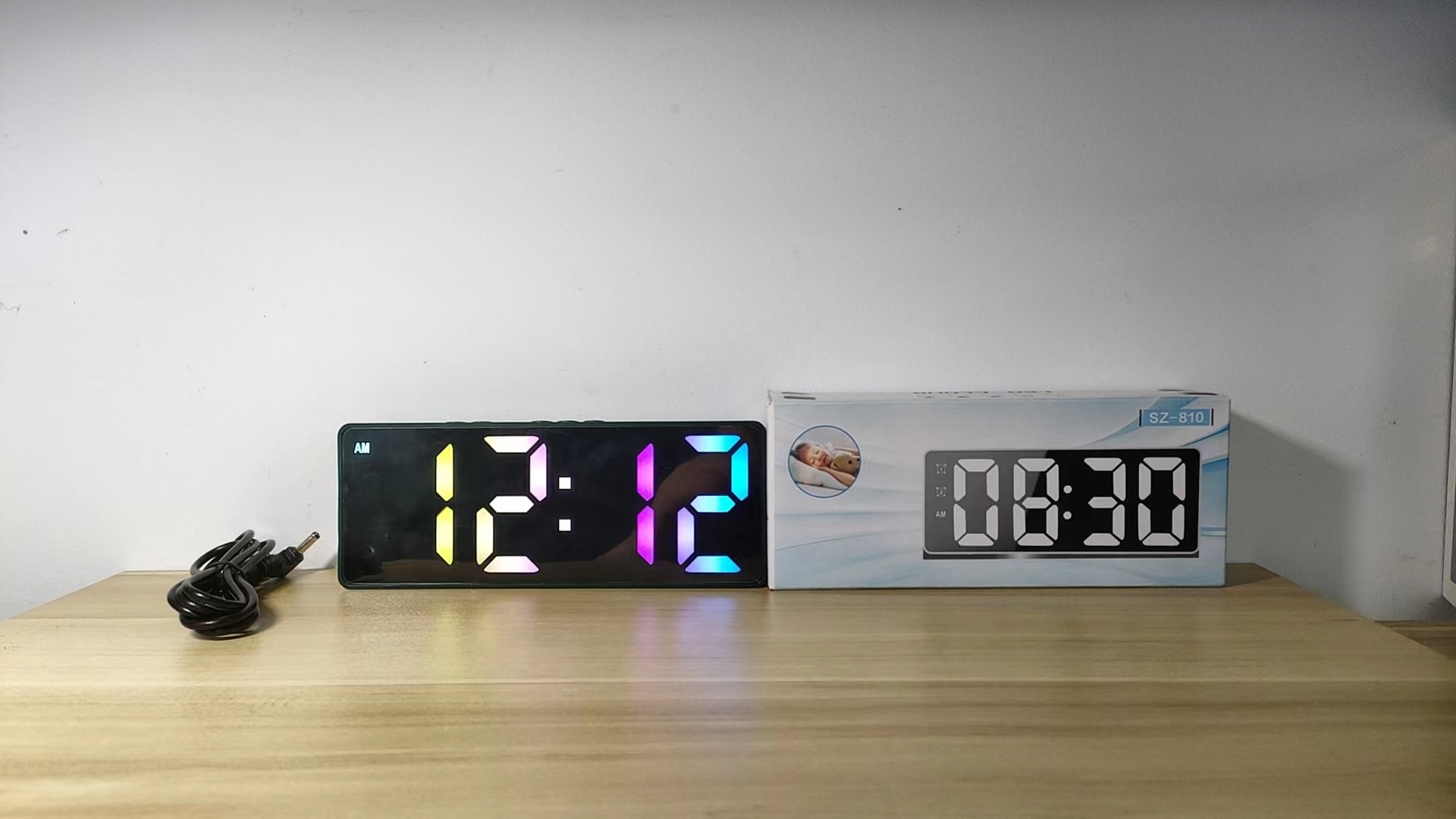 Color screen simple LED electronic alarm clock, student plug-in dual-purpose small alarm clock, digital clock, voice-controlled temperature clock pic 37