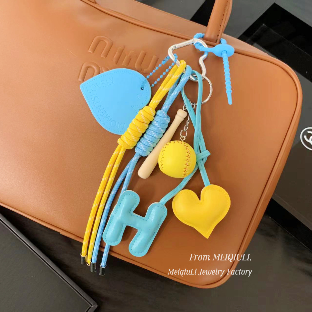 This is the same style baseball bag woven rope pendant as the Instagram blogger, featuring a high-end MIU series bag hanging rope and keychain decoration pic 50