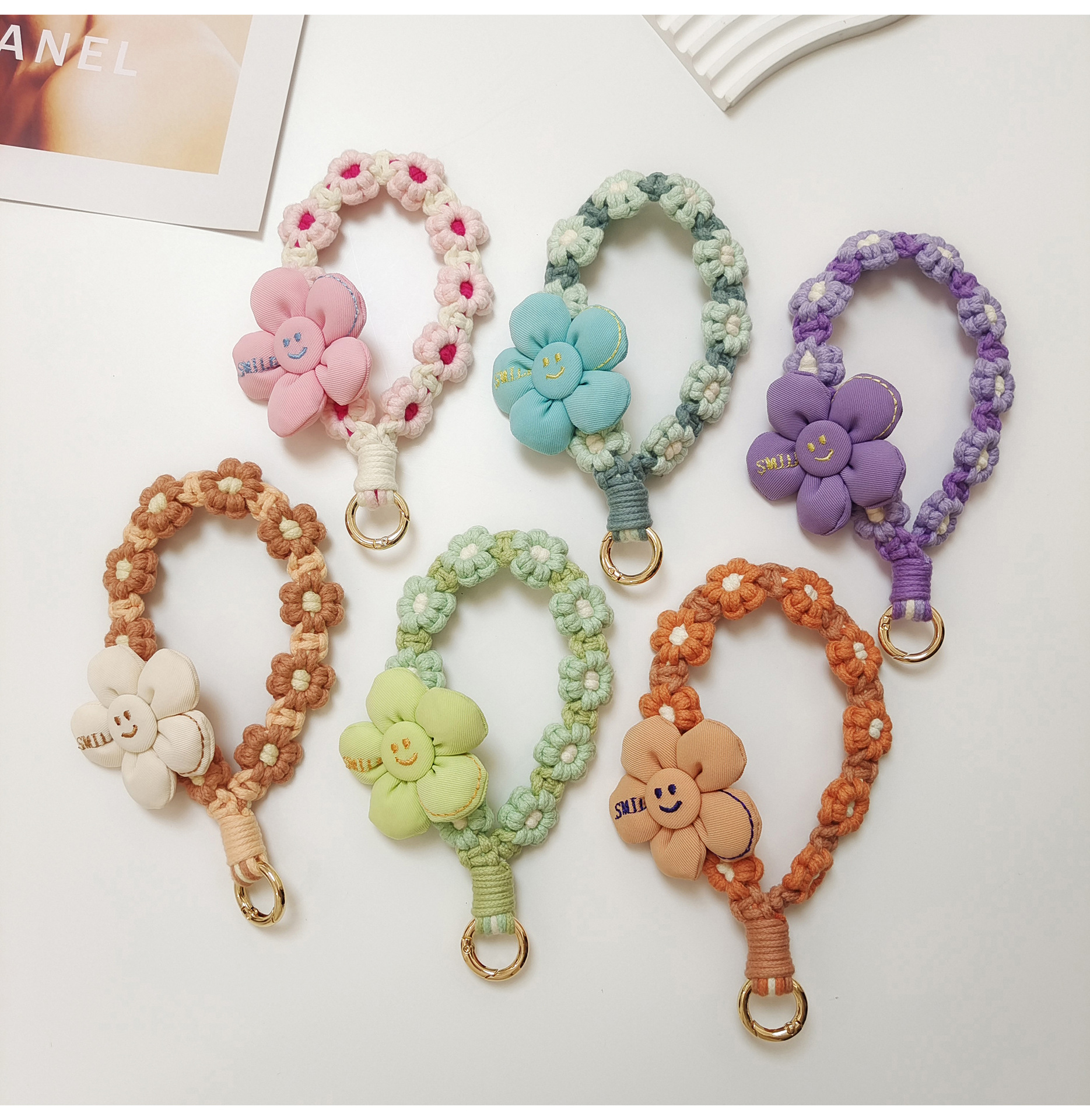 日韩可爱手工编织花朵钥匙扣手机挂件立体花花手腕挂绳手作礼品女详情1