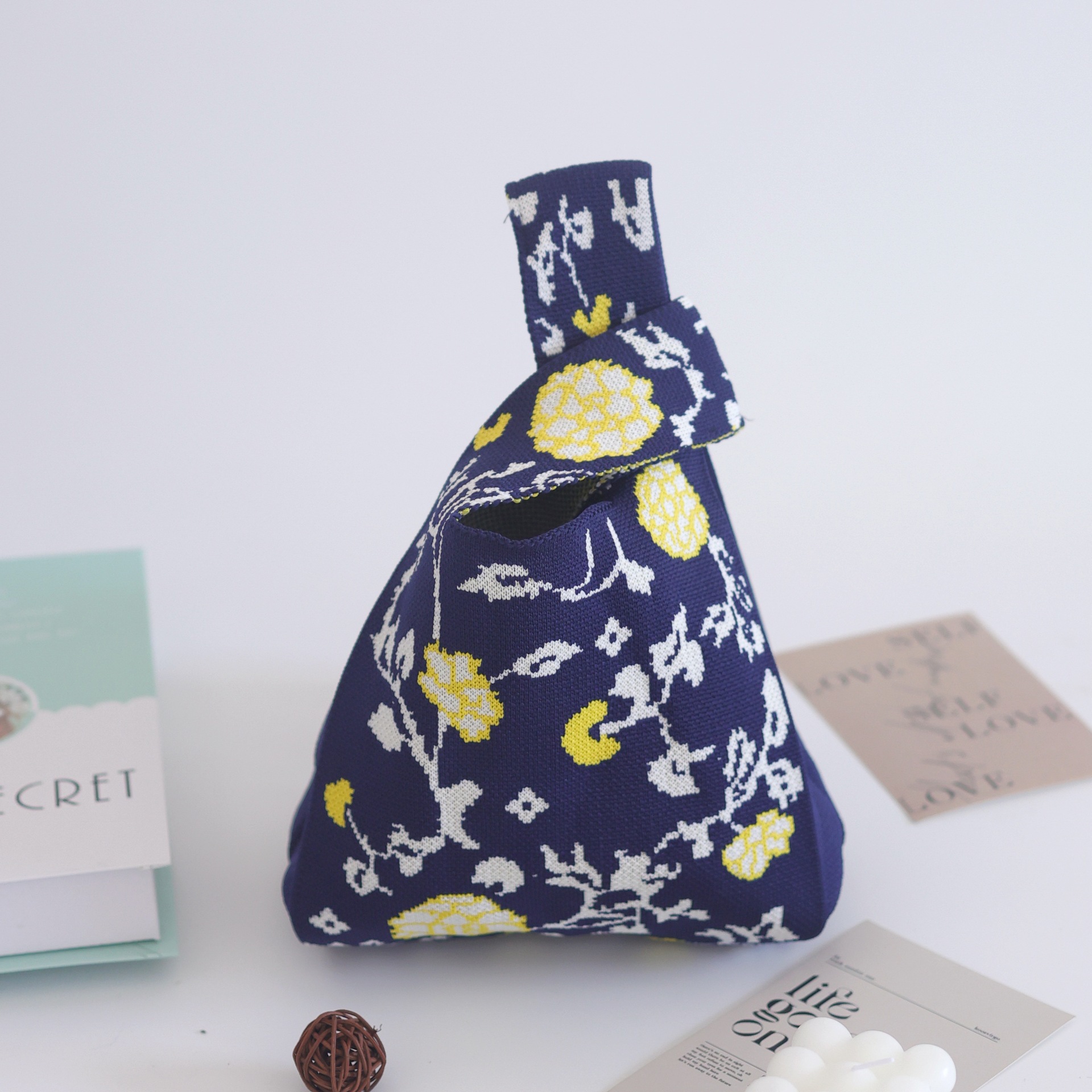 韩版针织包手提包水桶包托特包百搭编织包可爱笑脸系简约伴手礼详情15