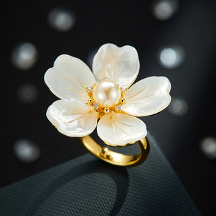 High-end natural black mother-of-pearl flower open ring, copper alloy inlaid with zircon freshwater pearls, adjustable ring ring pic 2