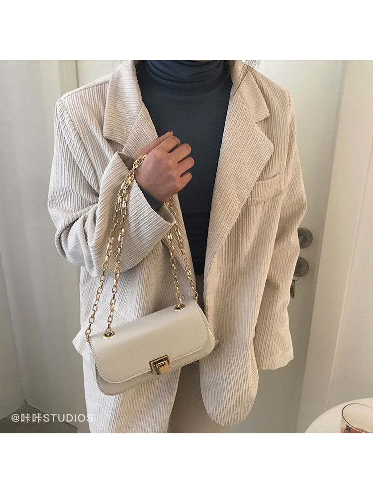 法国小众包包女2025跨境潮复古腋下包高级感洋气链条包百搭斜挎包详情10