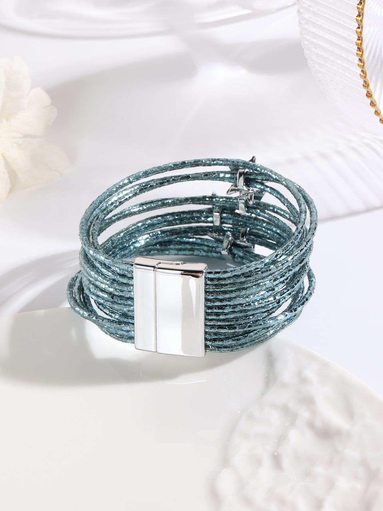 跨境欧美多层皮条手链设计女皮革手镯创意五角星配件磁吸手绳批发详情14