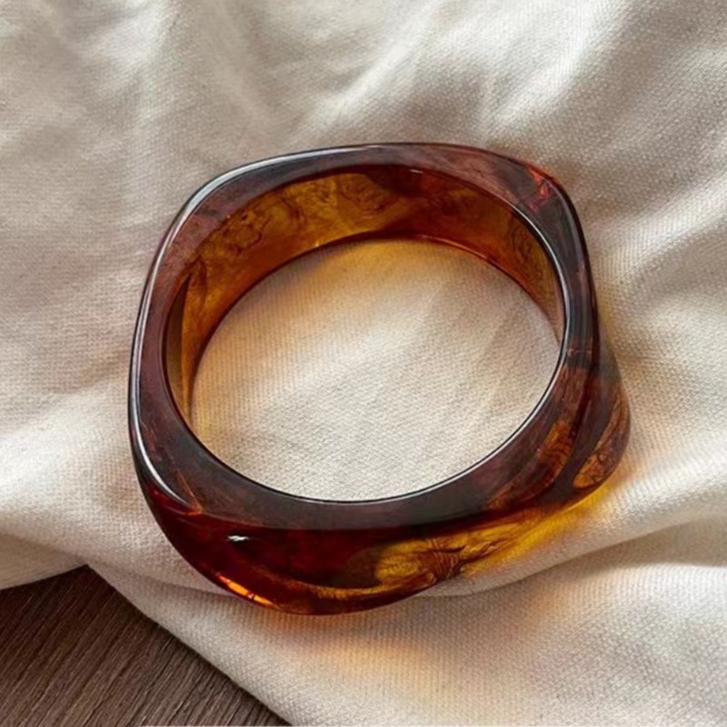 Acetic acid niche irregular acrylic wide-edge bracelet, a retro and high-end vintage bracelet with a unique design for women pic 21
