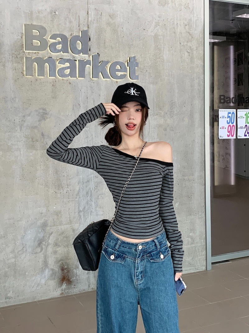 野媛设计感性感斜肩修身显瘦长袖T恤女秋冬季小众打底衫露肩上衣详情16