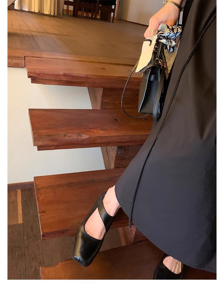 葡萄妈同款鞋复古做旧风质感马皮暗黑风方头粗跟单鞋女夏季详情29