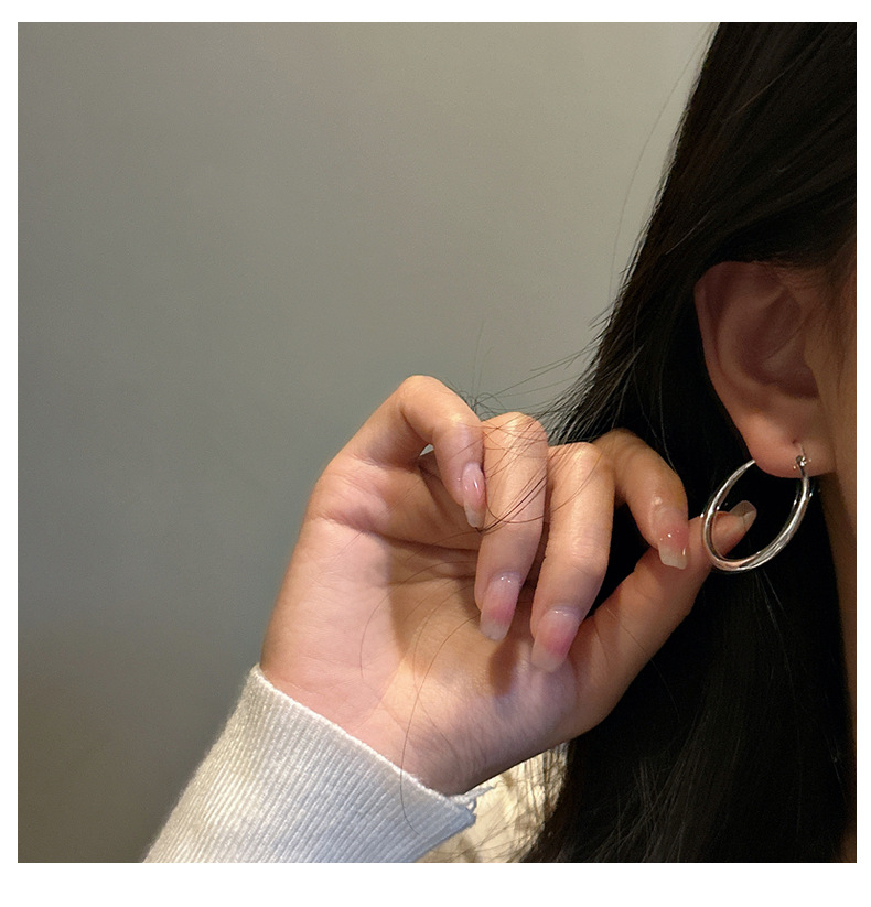 S925 sterling silver Korean version, a niche design basic round smooth gradient ear buckle for commuting wear pic 17