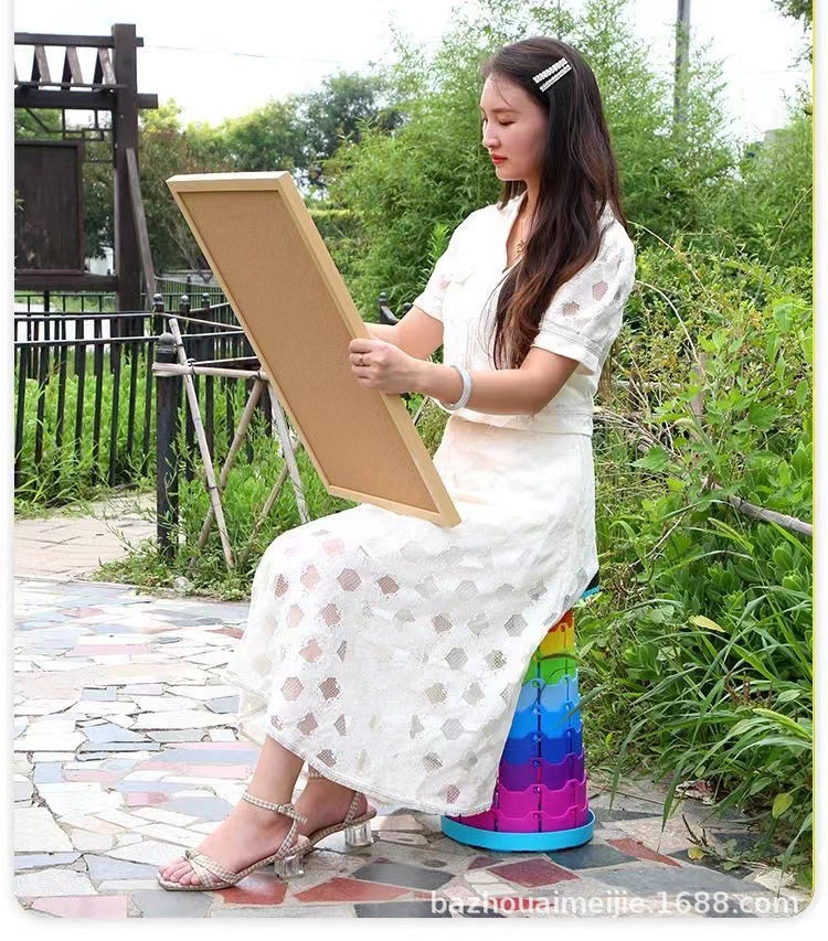 户外彩虹便携折叠椅子塑料凳子跨境小板凳马扎伸缩凳矮凳换鞋凳详情8