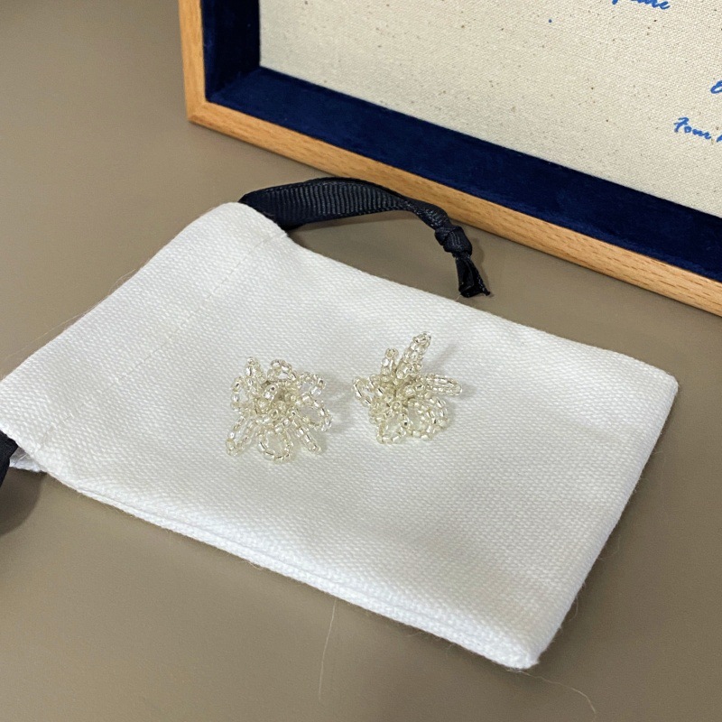 ins韩国小众银色串珠耳钉女925银针设计透明球球珍珠编织花朵耳环详情6