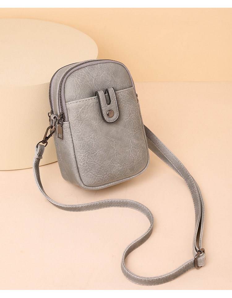 软皮女包2025新款软皮手机包时尚简约高级感单肩斜挎迷你小包包女详情19