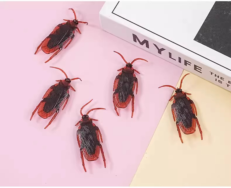 蟑螂口香糖抽拉弹出吓一跳恶搞整蛊玩具仿真绿箭口香糖恶作剧道具详情7