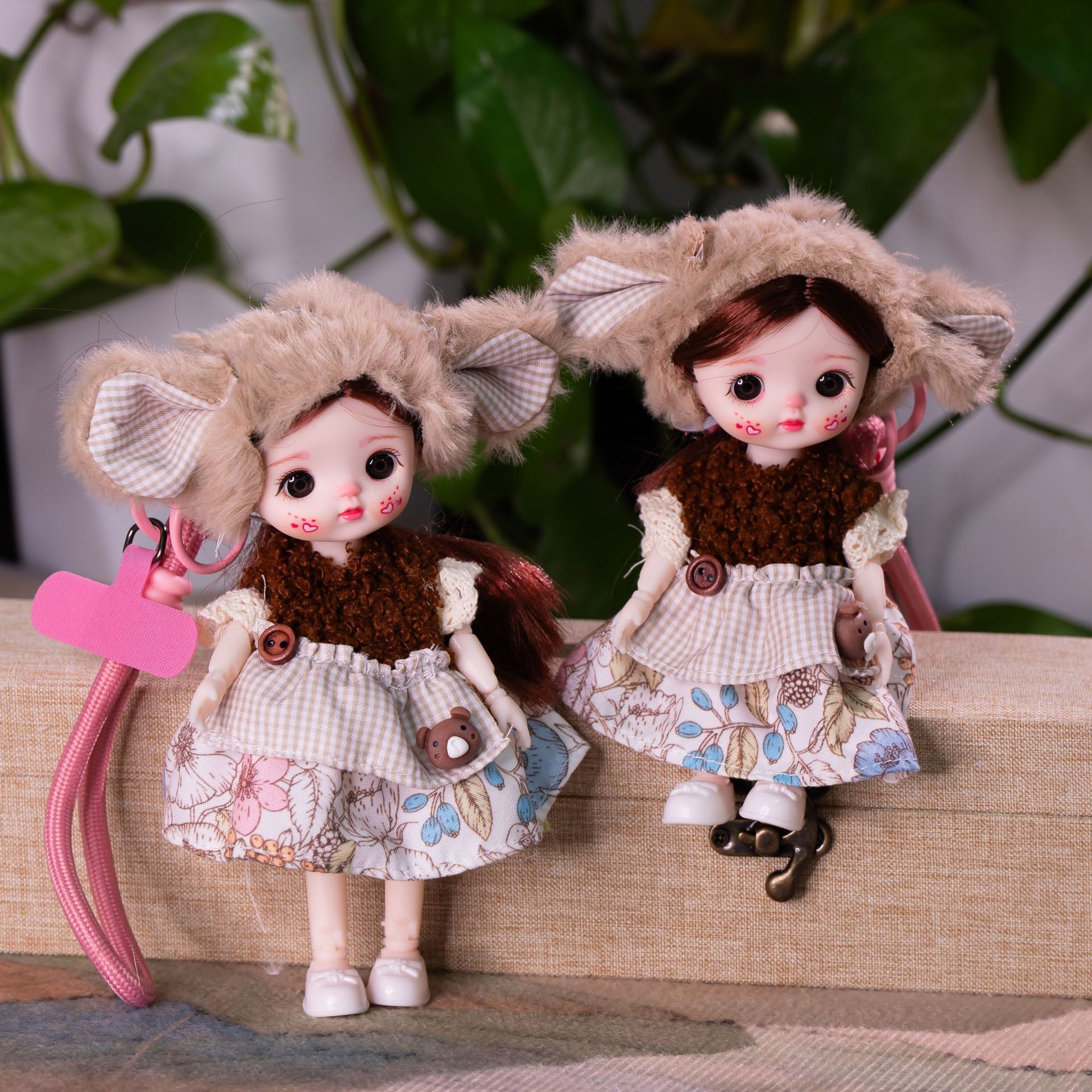 新款潮玩娃娃挂件6寸17公分换装衣服公仔关节可活动手机包包钥匙详情8