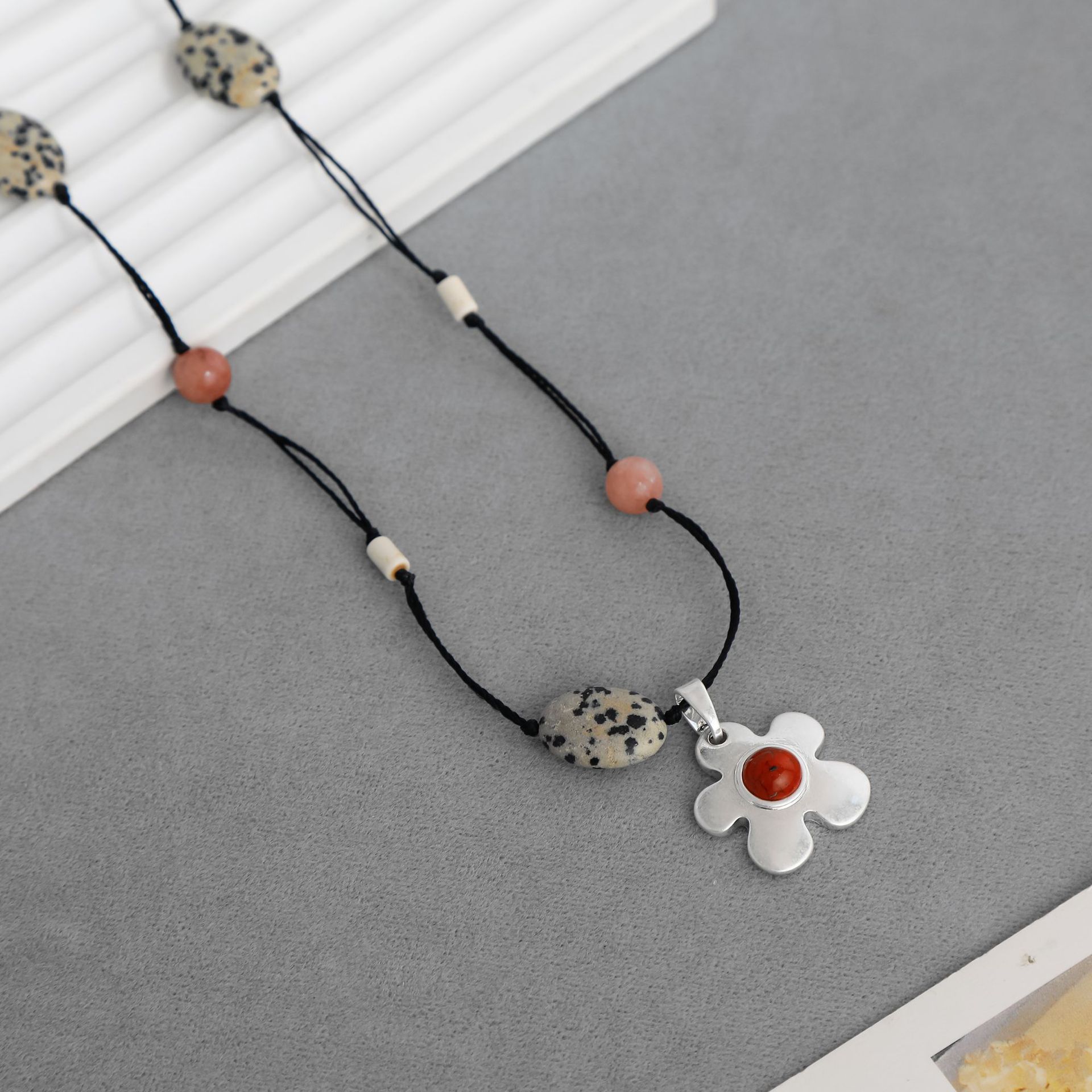 LAZ*家花园果实项链简约时尚个性加勒比之花宝藏黑红花朵长款项链详情9