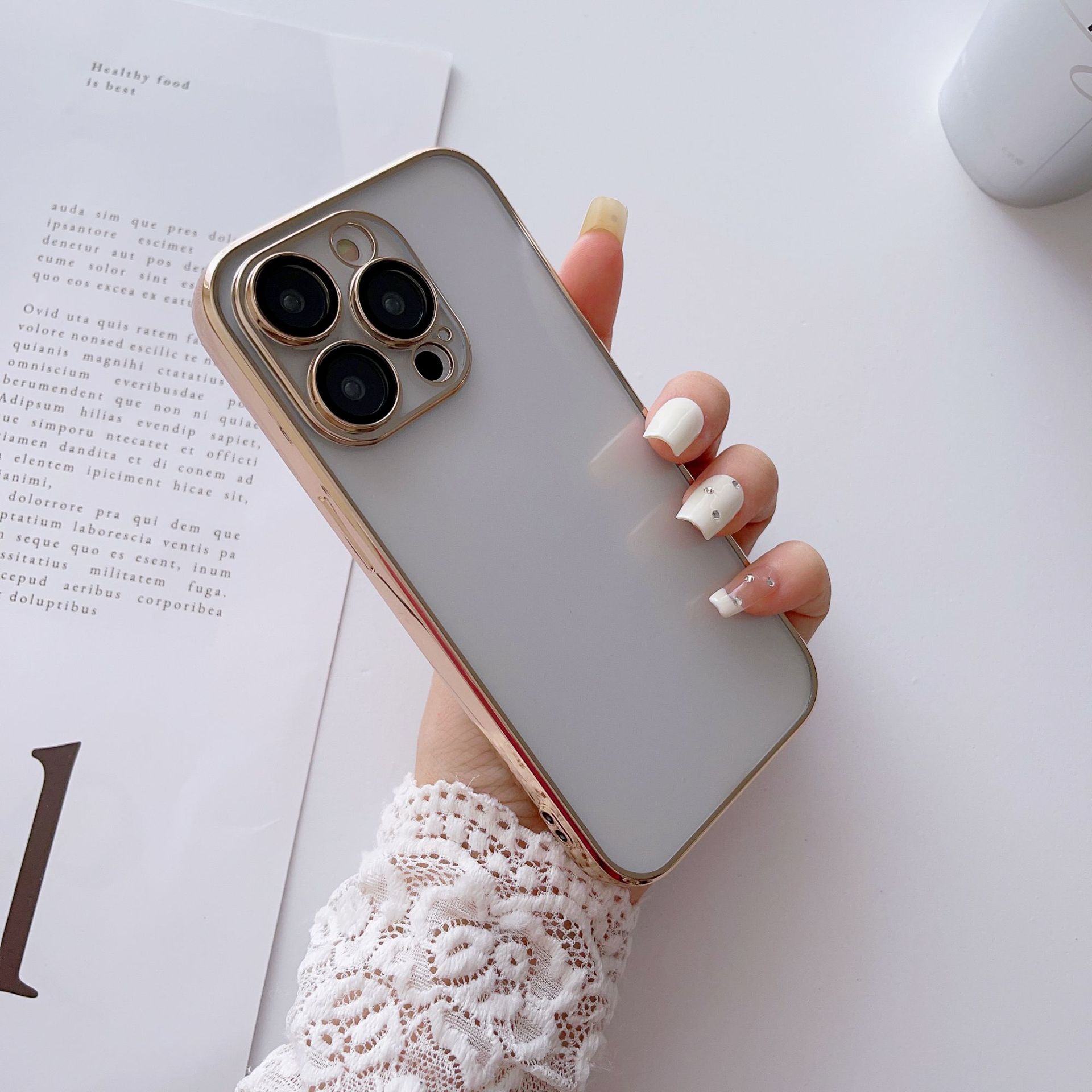 适用苹果15promax手机壳14iphone13plus电镀带镜头膜防尘网保护套详情13